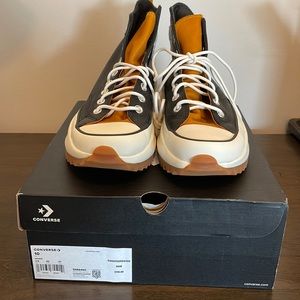 Converse Run Star Women’s Sneakers -New